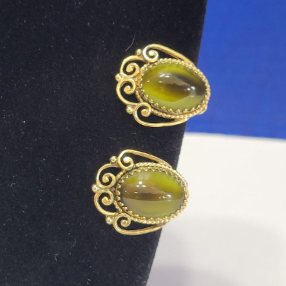 Vintage Whiting and Davis Clip On Earrings Gold Tone Filigree and Green Stones
